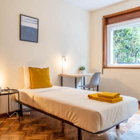 Private room for rent for €710 per month in Porto, Rua de Augusto Lessa