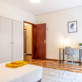Private room for rent for €710 per month in Porto, Rua de Augusto Lessa