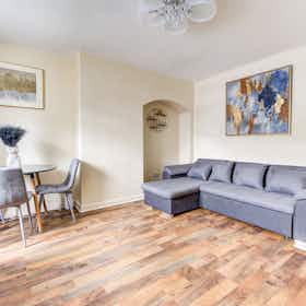 Maison à louer pour 3 509 £GB/mois à Dagenham, Lodge Avenue
