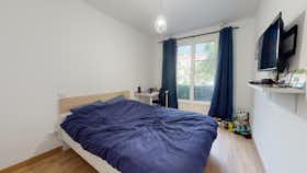 Private room for rent for €600 per month in Aix-en-Provence, Avenue Philippe Solari
