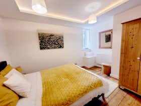 Appartamento in affitto a 3.773 £ al mese a London, Eldon Court