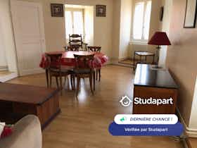 Квартира сдается в аренду за 1 300 € в месяц в Strasbourg, Rue des Bonnes Gens