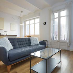 Apartment for rent for €2,400 per month in Barcelona, Carrer del General Castaños