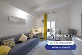 公寓 正在以 €395 的月租出租，其位于 Béziers, Impasse Barbeyrac
