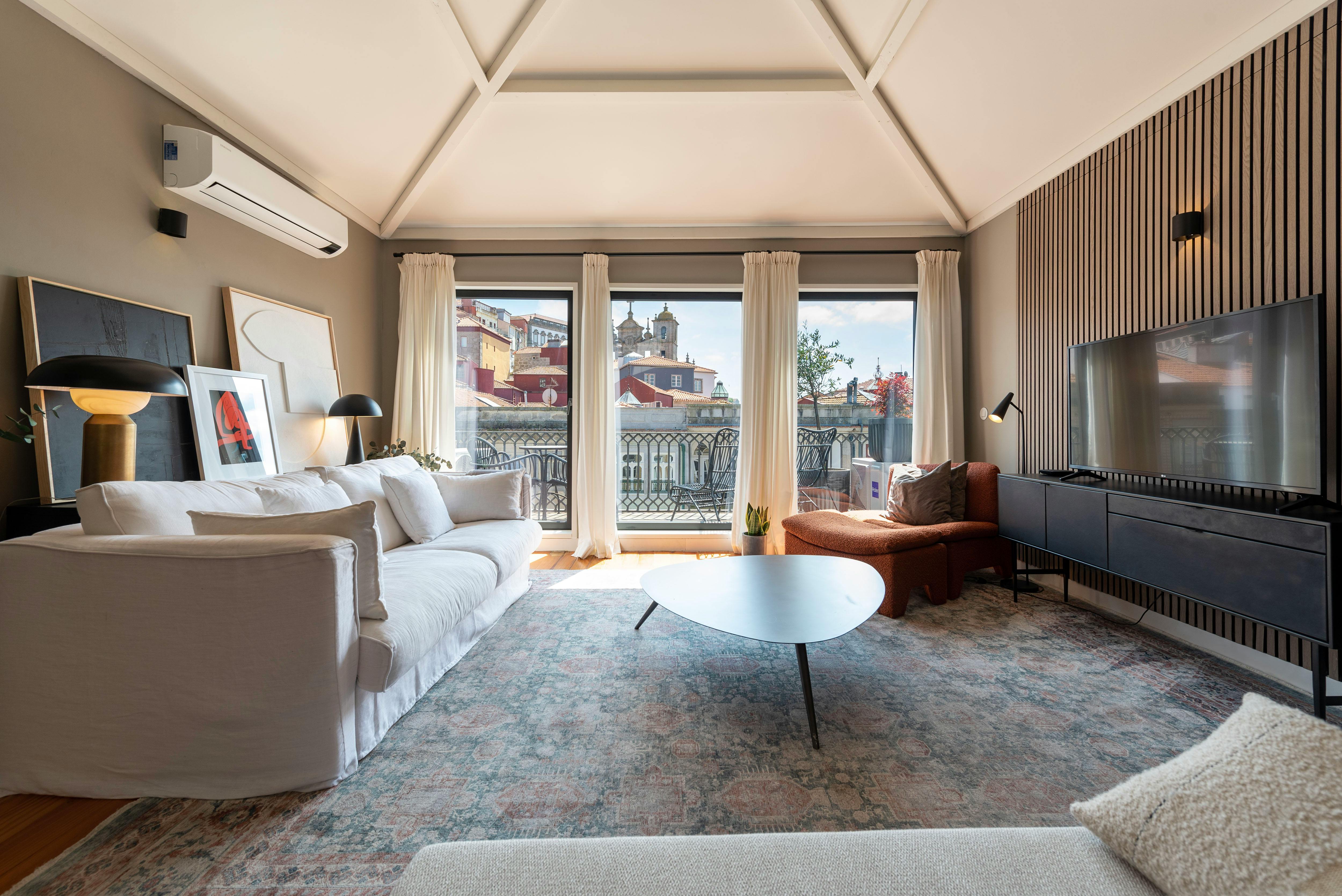 Rua de Mouzinho da Silveira, Porto preview