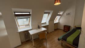 私人房间 正在以 €570 的月租出租，其位于 Bremen, Abbentorstraße