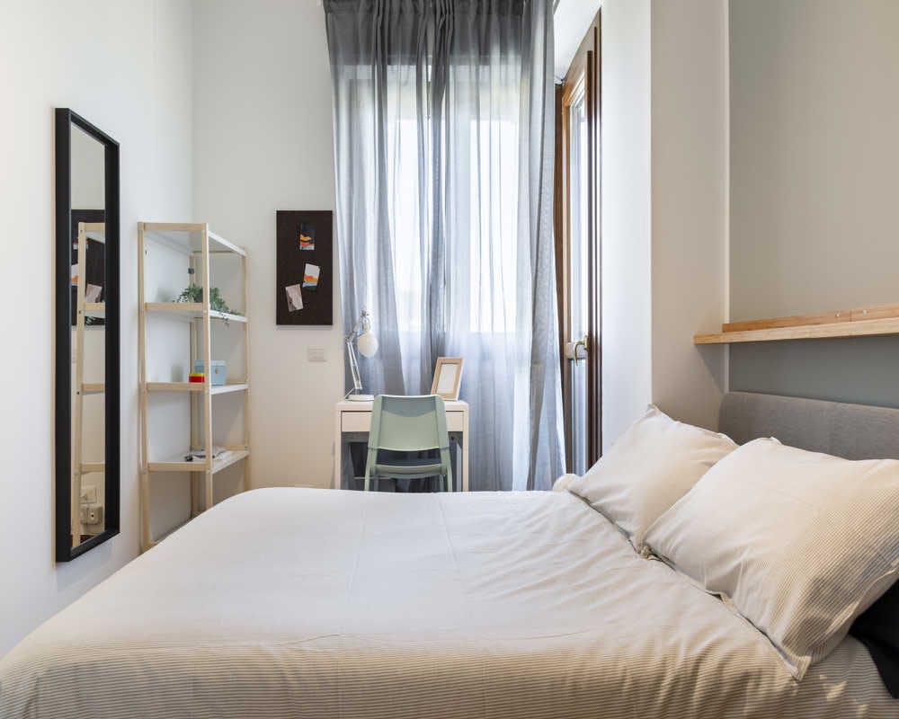 Viale Sondrio, Milan preview