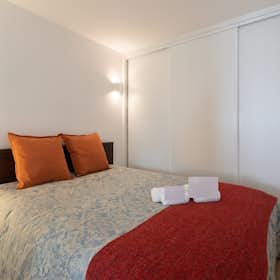 Apartment for rent for €953 per month in Porto, Rua da Picaria