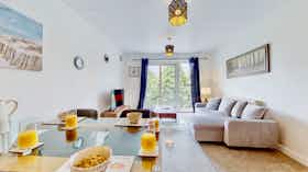 公寓 正在以 £4,250 的月租出租，其位于 Maidstone, Stafford Gardens