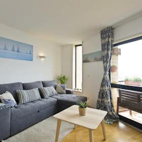 Apartment for rent for €1,123 per month in Matosinhos, Avenida da República