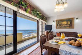Appartement te huur voor € 1.009 per maand in Vila do Conde, Avenida Doutor Carlos Pinto Ferreira