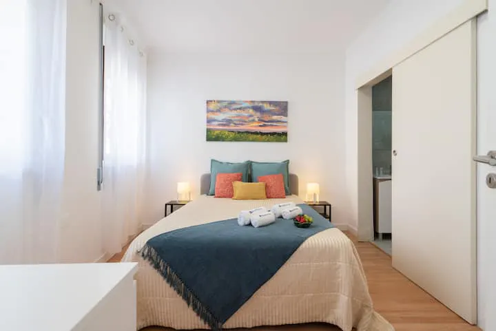 1-Bedroom Apartment in Rua de Maria Pia, Porto (1449201) ROOM