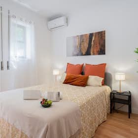 Apartamento para alugar por € 1.000 por mês em Porto, Rua de Maria Pia