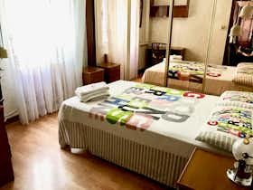 Privé kamer te huur voor € 395 per maand in Valladolid, Calle Sabano