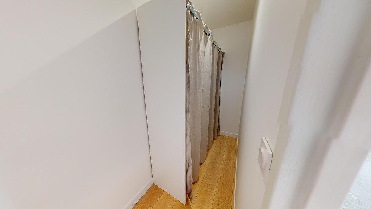 Private room for rent on Rue du 8 Mai 1945, Cenon - View 4
