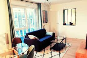 Lägenhet att hyra för 2 400 € i månaden i Bagneux, Rue Assia Djebar