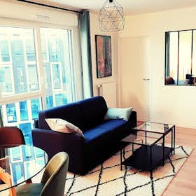 Apartamento en alquiler por 2400 € al mes en Bagneux, Rue Assia Djebar