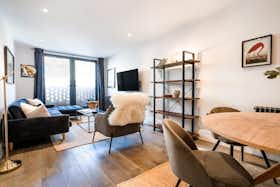 Appartement te huur voor £ 3.266 per maand in London, Kings Road