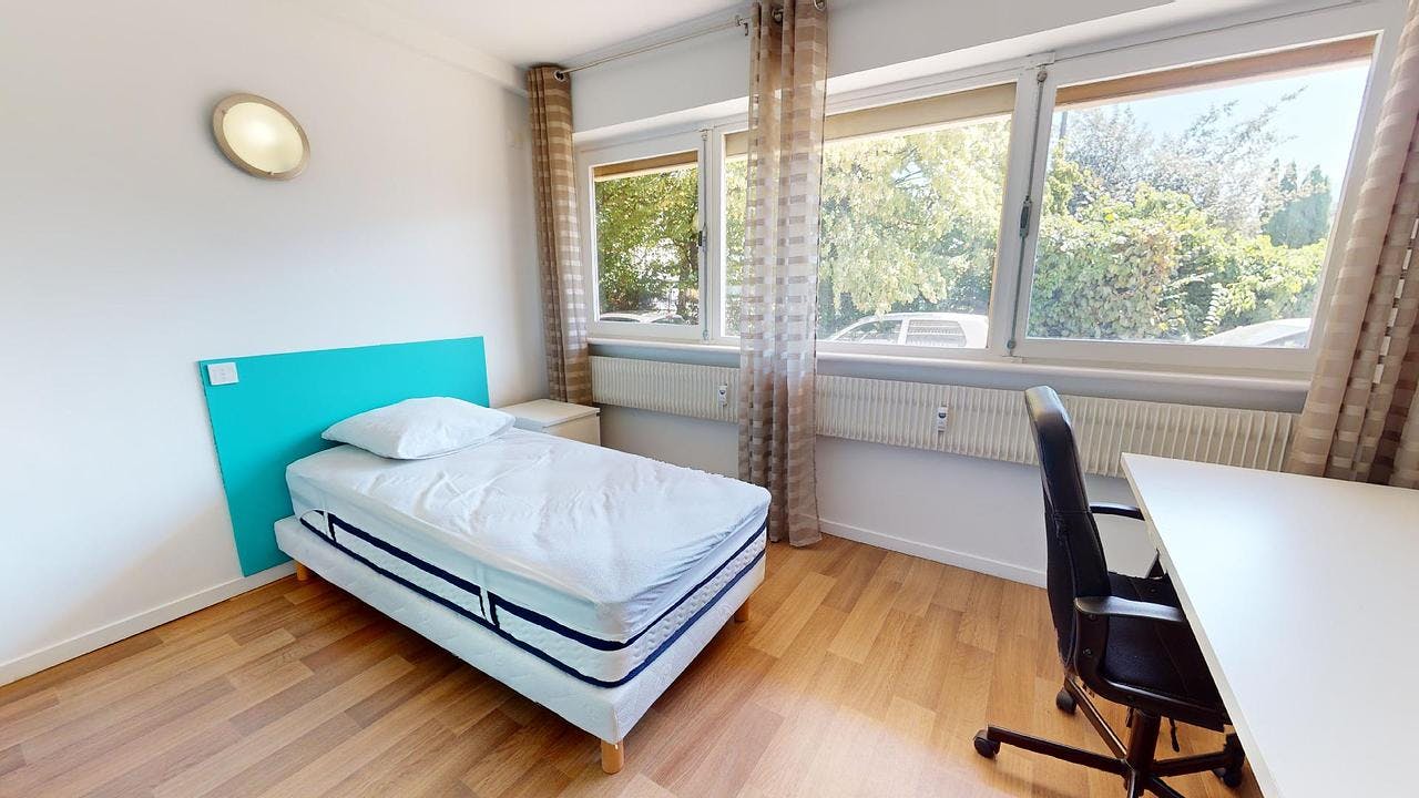 Private room for rent for €498 per month in Chambéry, Chemin des Moulins
