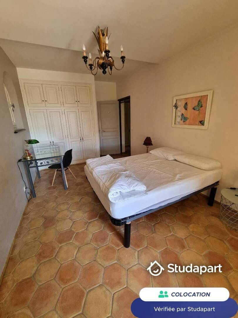 Отдельная комната сдается в аренду за 450 € в месяц в La Farlède, Chemin des Grands
