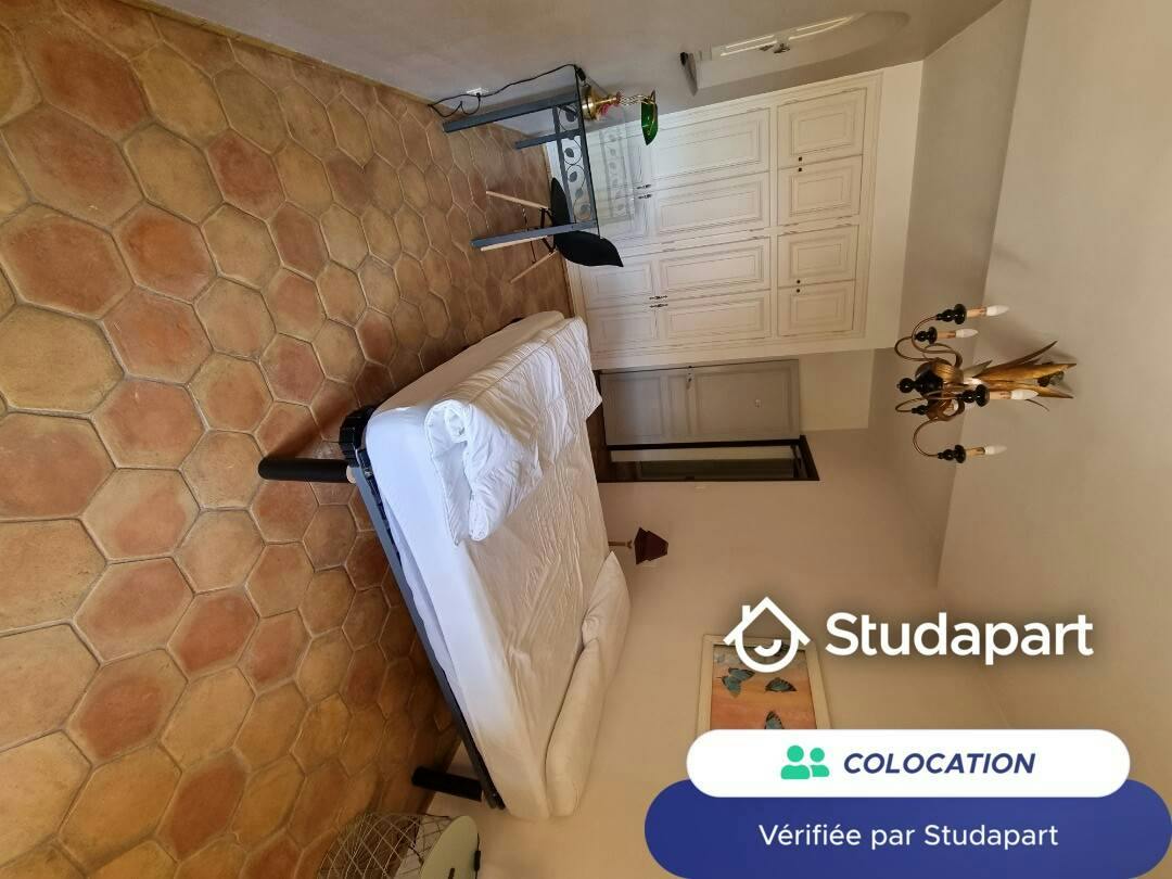 Privat rum att hyra för 450 € i månaden i La Farlède, Chemin des Grands