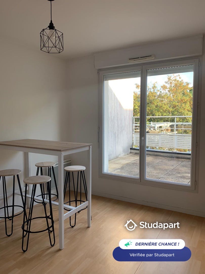 Apartment for rent on Rue de la Petite Sensive, Nantes - Prikaz 3