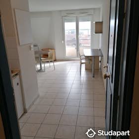 Private room for rent for €400 per month in Limoges, Rue du Petit Tour
