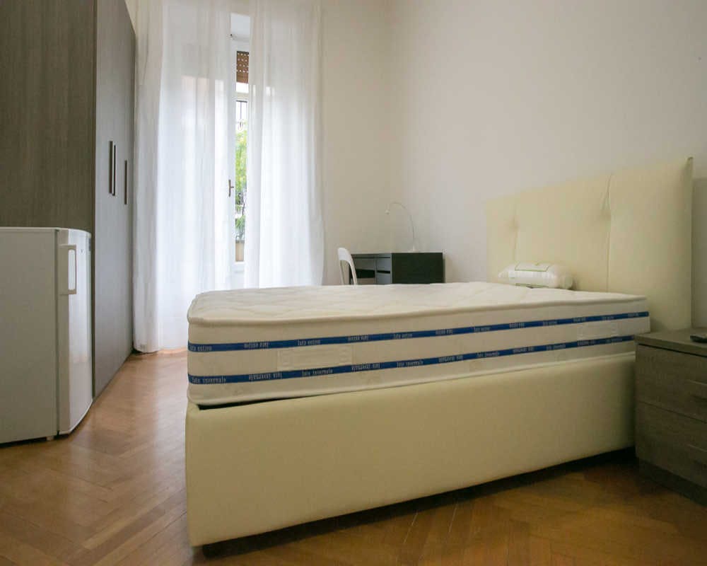 Piazza Maria Adelaide di Savoia, Milan preview