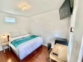 Studio for rent for €1,796 per month in San Pedro, S Patton Ave