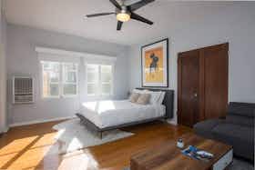 Apartamento para alugar por $3,140 por mês em San Pedro, Bluff Pl