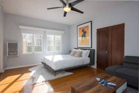 Lägenhet att hyra för $3,125 i månaden i San Pedro, Bluff Pl