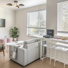 Общая комната сдается в аренду за $1,450 в месяц в Berkeley, Telegraph Ave