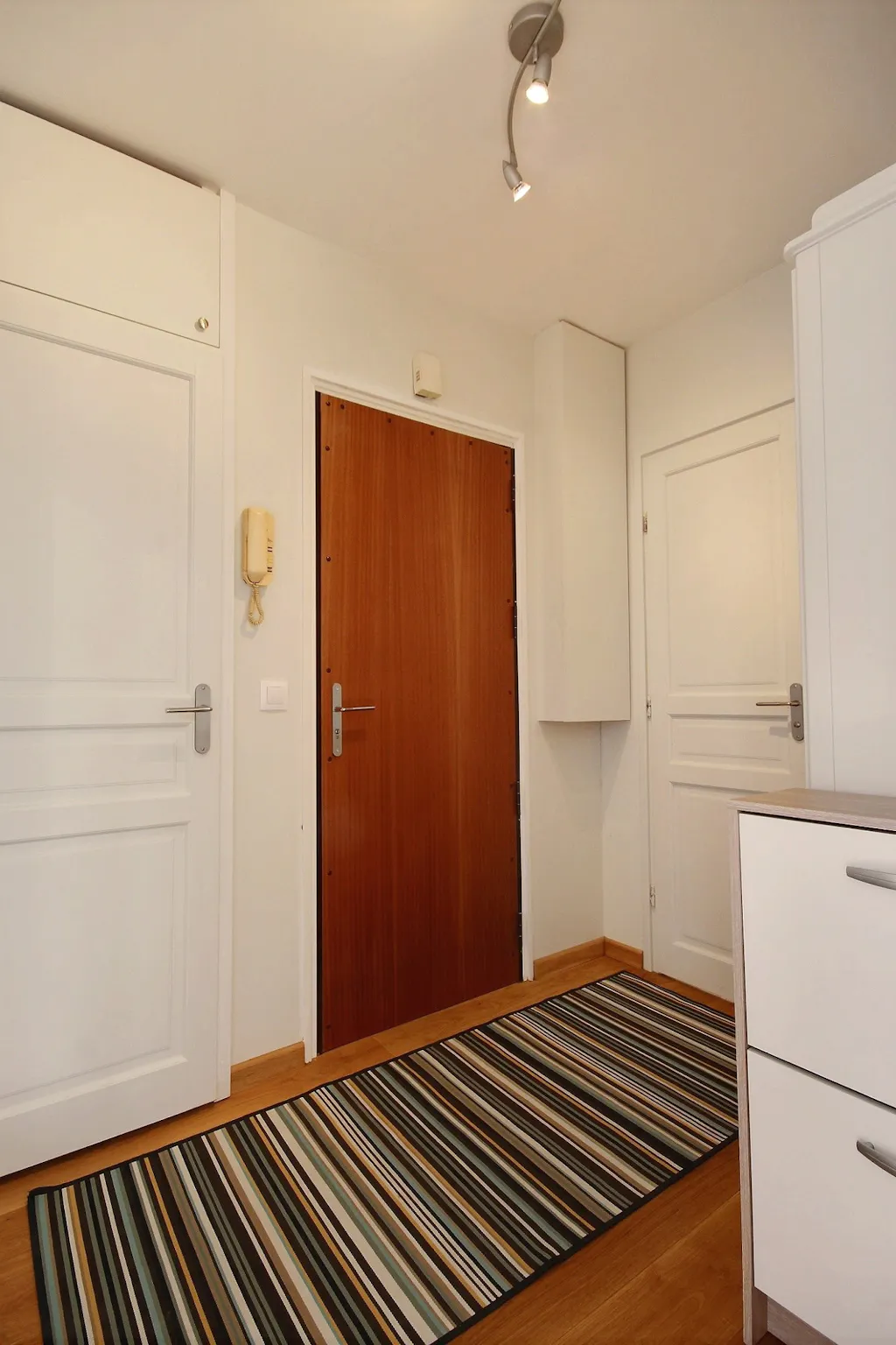 1-Bedroom Apartment in Rue Duret, Paris (1449892) ROOM 2