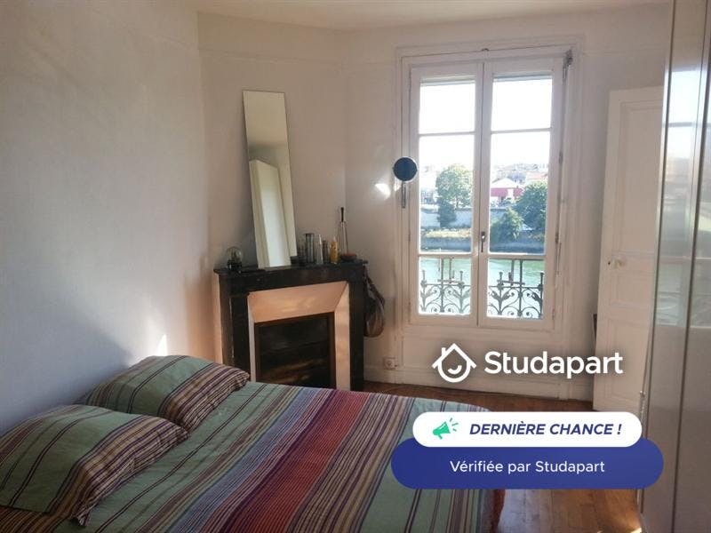 Apartment for rent for €890 per month in Ivry-sur-Seine, Quai Henri Pourchasse
