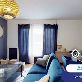 Private room for rent for €440 per month in Rouen, Route de Darnétal