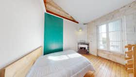 Cameră privată de închiriat pentru 480 EUR pe lună în Angoulême, Rue Waldeck-Rousseau