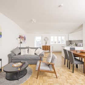 Apartment for rent for €1,995 per month in Graz, Annenstraße