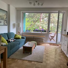 Apartment for rent for €1,620 per month in Hamburg, Hasselbrookstraße