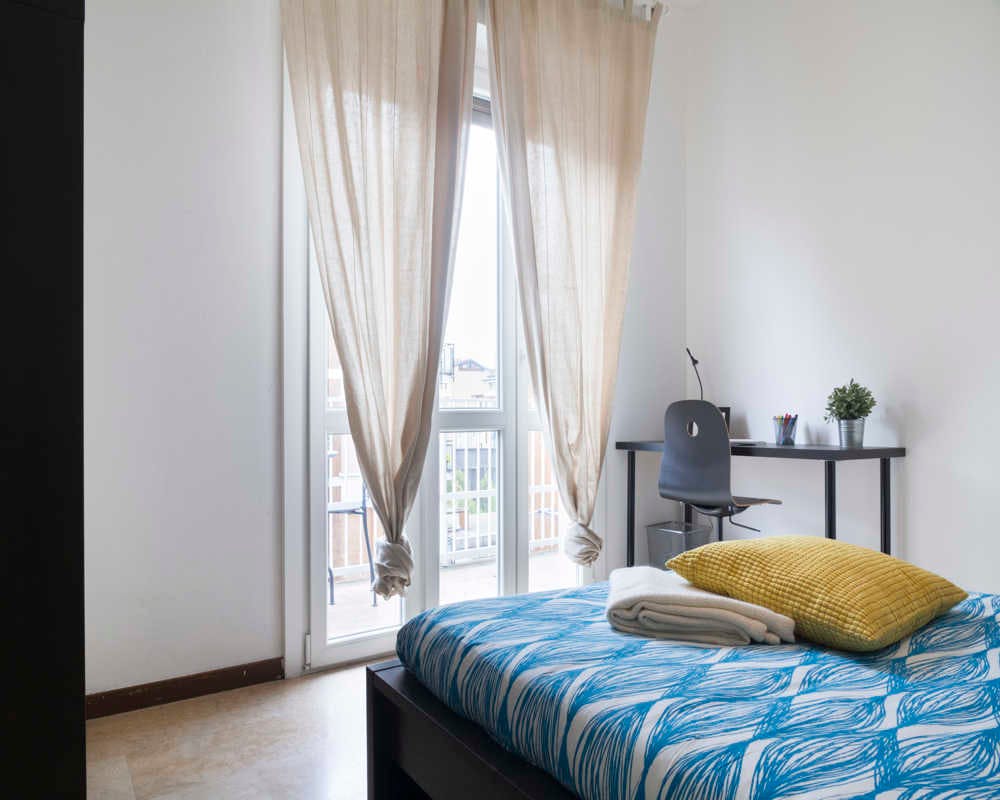 Viale Carlo Espinasse, Milan preview