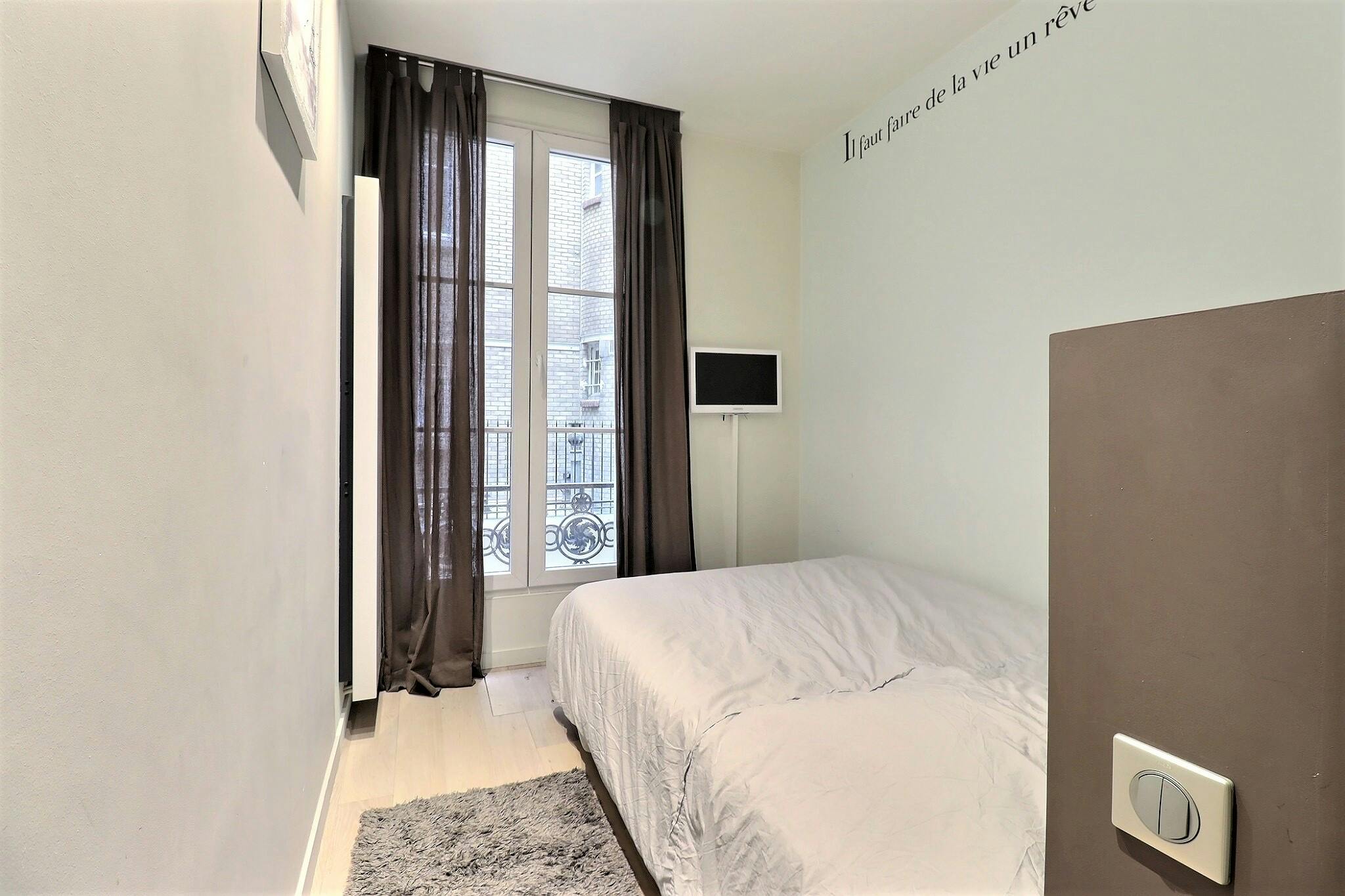 Rue Raynouard, Paris preview