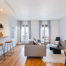 Apartment for rent for €3,819 per month in Paris, Rue Jacques Ibert