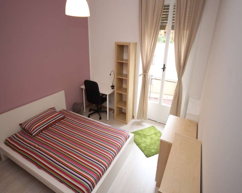 Via Cesare Battisti, Milan