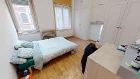 Private room for rent for €423 per month in Ronchin, Rue Alexandre Ribot