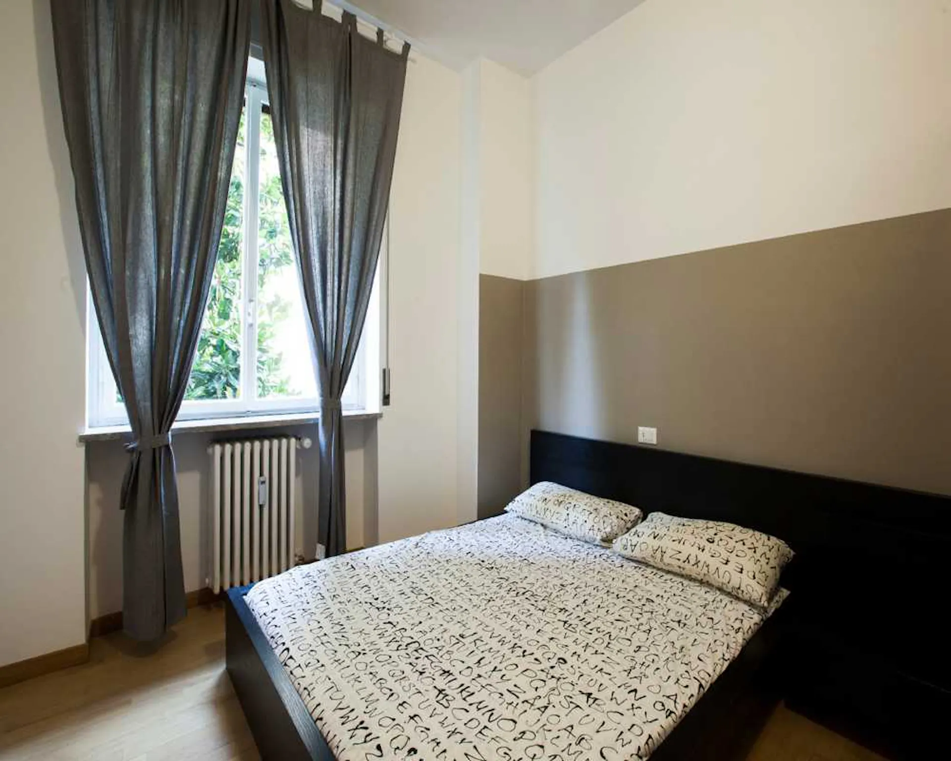 Via Carlo Ravizza, Milan preview