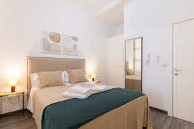 Appartement te huur voor € 1.300 per maand in Valencia, Calle del Trench