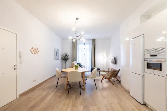 Apartment in Calle del Trench, Valencia (1450778) room image 1