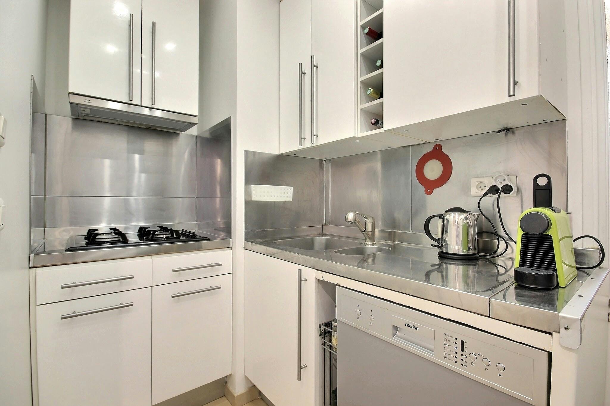 1-Bedroom Apartment in Rue du Fer à Moulin, Paris (1450851) ROOM 4