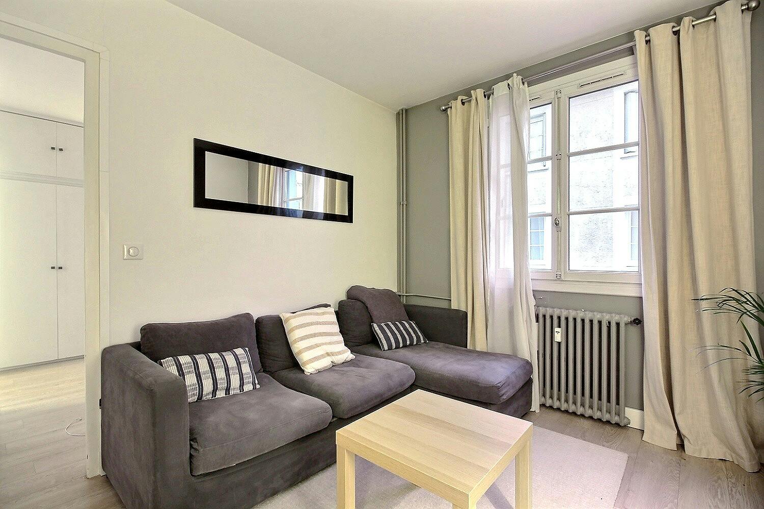 1-Bedroom Apartment in Rue Georges Sorel, Boulogne-Billancourt (1451004) ROOM