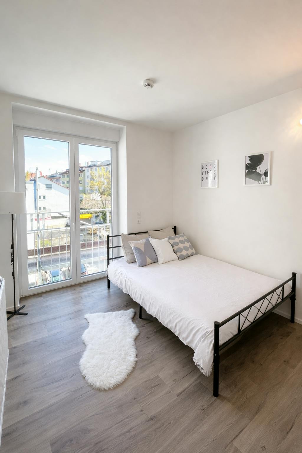 Studio for rent for €990 per month in Stuttgart, Neckarstraße