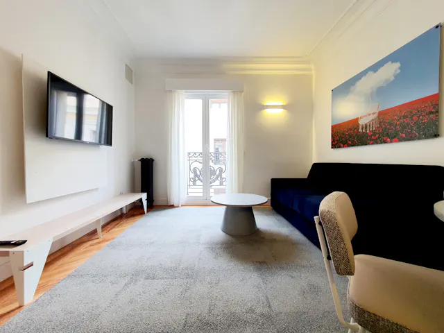 1-Bedroom Apartment in Plaza del Ángel, Madrid (1451087) room image 2